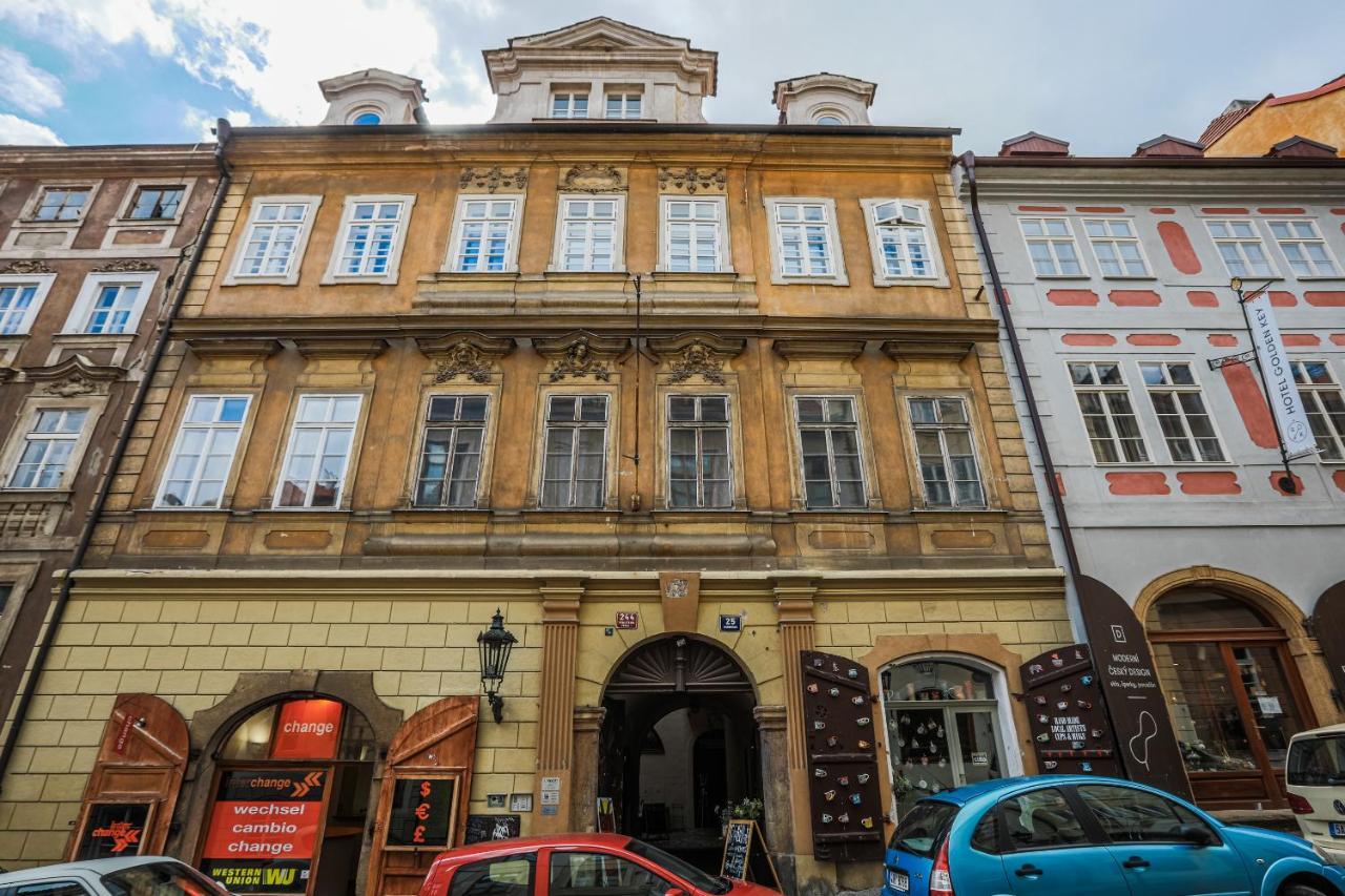 New Stylish 3 Suites Bedrooms Apt In Mala Strana - N2Nd Prague Exterior photo
